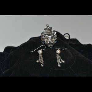 Earring set with pearls